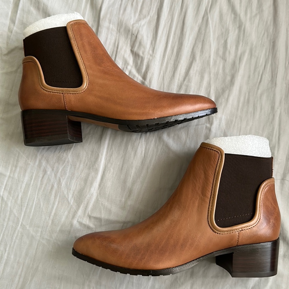 Donald J Pliner DYLA-01 Ankle Boots NWT Size 5